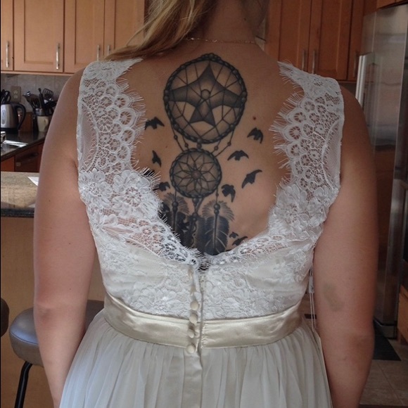 Wedding dress - Picture 4 of 8